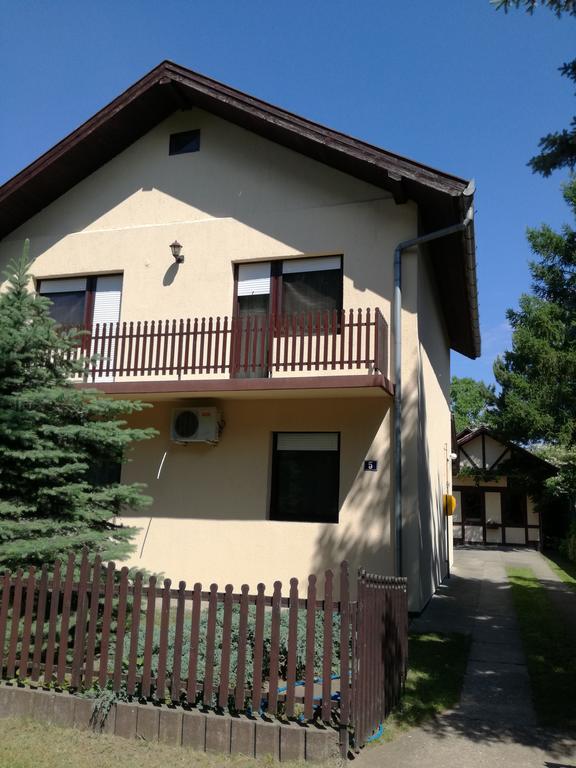 Stara Breza 1 Rooms Palic Bagian luar foto